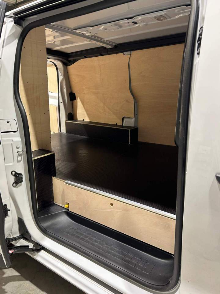 Aménagement intérieur de fourgon Île-de-France